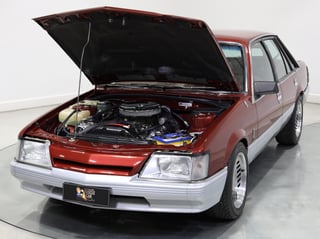 1985 Holden HDT VK Calais Director 333 Pack -  5.0 Litre V8
