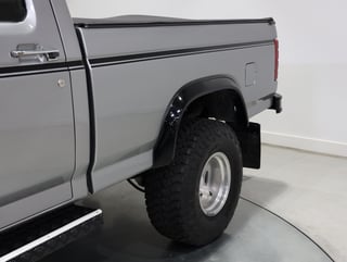 1982 Ford F-Series Pickup F100 RHD 4x4 - 351 V8