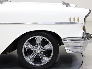 1957 Chevrolet Bel Air - Pillarless 2-Door Hardtop