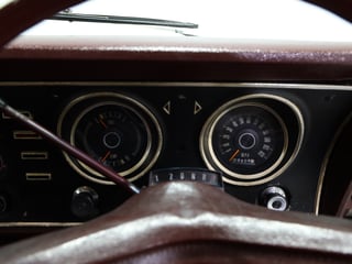 1971 Ford XY Fairmont 302 V8 - Ultra White