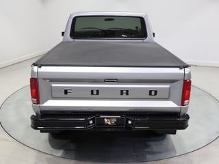 1982 Ford F-Series Pickup F100 RHD 4x4 - 351 V8