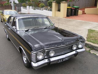 XW Fairmont 302 V8 GS Replica