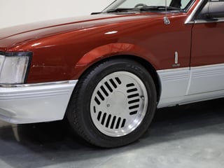 1985 Holden HDT VK Calais Director 333 Pack -  5.0 Litre V8