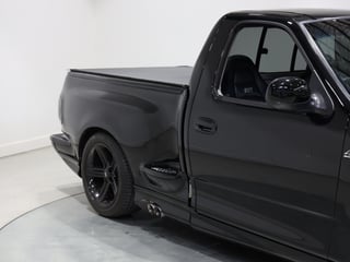 2004 Ford F-150 SVT Lightning RHD - Raven Black 