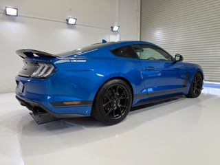 2020 Ford Mustang R-SPEC Build No.425 - Velocity Blue