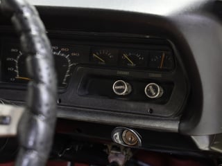 1971 Chrysler VG Valiant Wayfarer Utility 318ci Fireball V8 - Bondi Bleach White