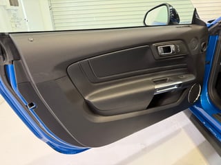 2020 Ford Mustang R-SPEC Build No.425 - Velocity Blue