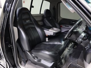 2004 Ford F-150 SVT Lightning RHD - Raven Black 
