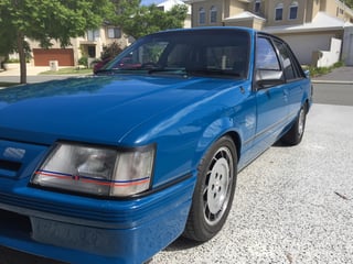 1985 VK Group A Commodore #140