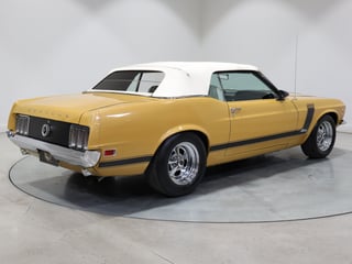 1970 Ford Mustang Convertible 302ci - Bright Gold 