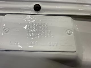 1976 Holden LX Torana SS Hatchback - 5.0L Trimatic - Cotillion White