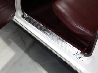 1971 Ford XY Fairmont 302 V8 - Ultra White