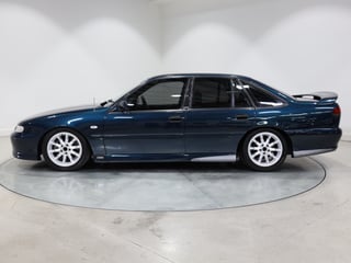 1996 HSV VS Senator 215i Build No 884 - Botanica Blue Mica