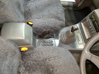 1990 VN Calais Series II - 5.0 Litre V8 5 Speed Manual