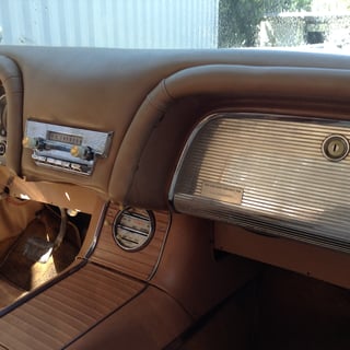 1959 Ford Thunderbird 352 V8