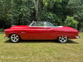 1952 Oldsmobile Super 88 Restomod - 6.0L LS2 V8