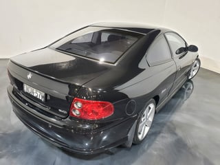 2002 Holden Monaro CV8