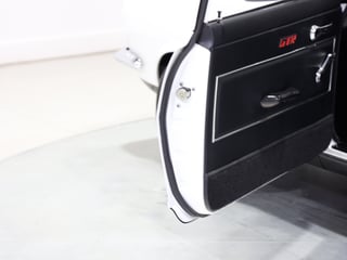 1973 Holden LJ Torana GTR XU1 Tribute - Glacier White