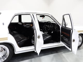 1971 Ford XY Fairmont 302ci Windsor - Ultra White