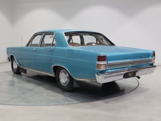 1971 Ford ZD Fairlane 302ci V8 - Teal Glow