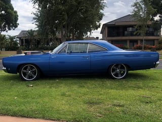 1968 Plymouth Roadrunner Tribute 440 V8