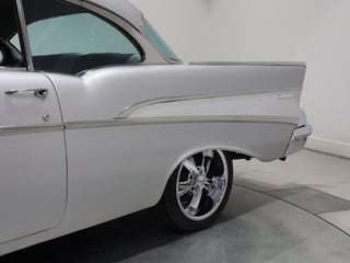 1957 Chevrolet Bel Air - Pillarless 2-Door Hardtop