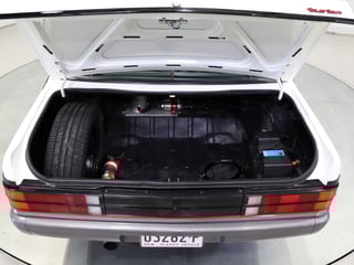 1988 Holden VL Commodore BT1 Police Pack - 9 Second Qtr. Mile