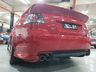 2010 VE-VC HDT 30th Anniversary Commodore #001