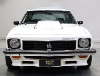 1977 Holden LX Torana SLR 5000 Tribute - Palais White 