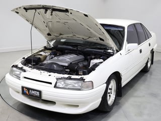 1989 HSV VN SV89 Build No 149 - Alpine White