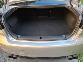 2007 Holden VE Calais - 6 Litre Supercharged