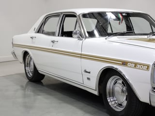 1971 Ford XY Fairmont 302ci Windsor - Ultra White
