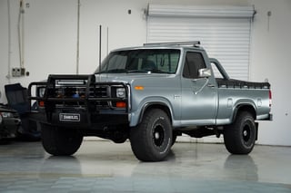 1982 Ford F100 4x4 Short Wheelbase 351 Cleveland - Conquer Grey 