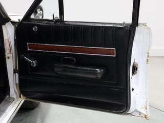 1971 Ford Falcon XY GT - Ultra White 