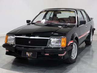 1980 HDT VC Brock Build No 367 - Tuxedo Black