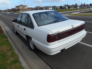 1991 VP Commodore Executive BT1 5.0L V8 .. SA POLICE
