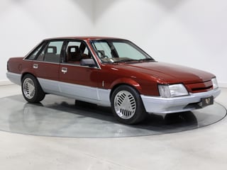 1985 Holden HDT VK Calais Director 333 Pack -  5.0 Litre V8