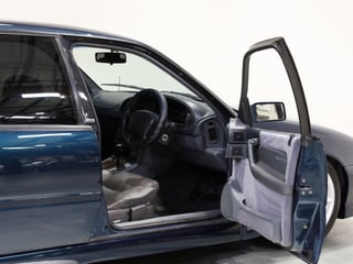 1996 HSV VS Senator 215i Build No 884 - Botanica Blue Mica