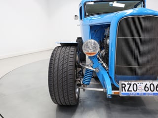1932 Ford Tudor Hot Rod