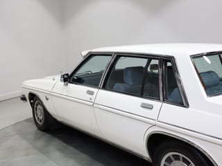 1982 Holden WB Statesman Caprice - Alabaster White
