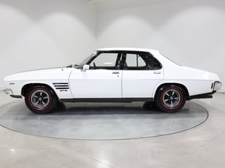 1974 Holden HQ Monaro GTS 308 4sp - Glacier White