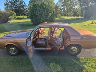 1971 Ford XY Falcon 500 - 351 T-Code Police Car