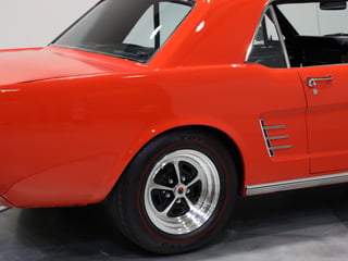 1966 Ford Mustang Coupe 289ci RHD - Signal Flare Red