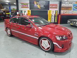 2010 VE-VC HDT 30th Anniversary Commodore #001