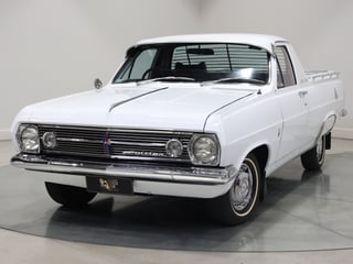 1967 Holden HR 186 S Utility - Grecian White