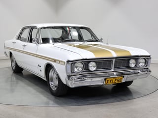 1971 Ford XY Fairmont 302ci Windsor - Ultra White