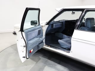 1982 Holden WB Statesman Caprice - Alabaster White