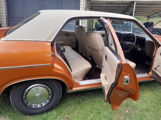 1976 XB Ford Fairmont 302 V8 - Copper Bronze