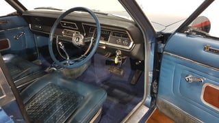 1968 Chrysler VE Valiant VIP 273 V8