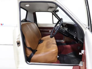 1971 Chrysler VG Valiant Wayfarer Utility 318ci Fireball V8 - Bondi Bleach White